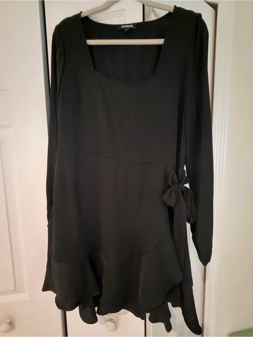 Express Black Long-Sleeve Ruffle-Hem Tie-Waist Dress
